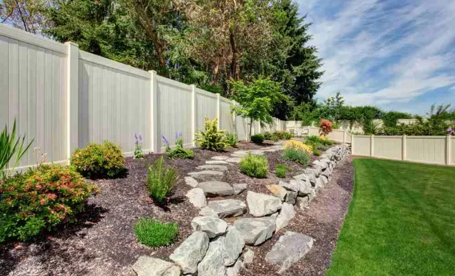 Pose de clôture, Aix-en-Provence, Raquin Paysages Père & Fils